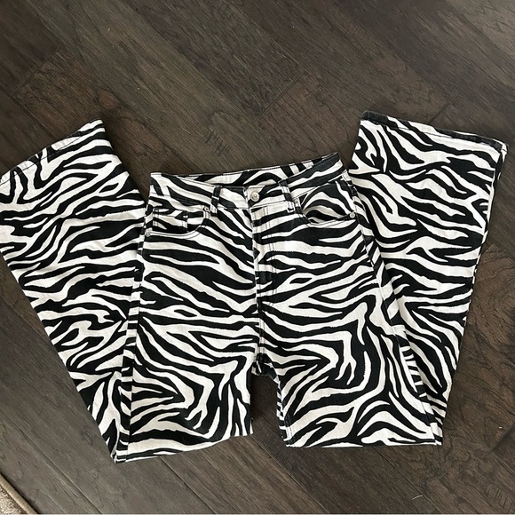 VINTAGE Divided Zebra Print Flared Pants | Size 4 | Y2K Festival Statement Style - Picture 2 of 8